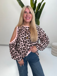 Sweater mit Cut-Out an der Schulter hellrosa LEO POWER schwarz/taupe