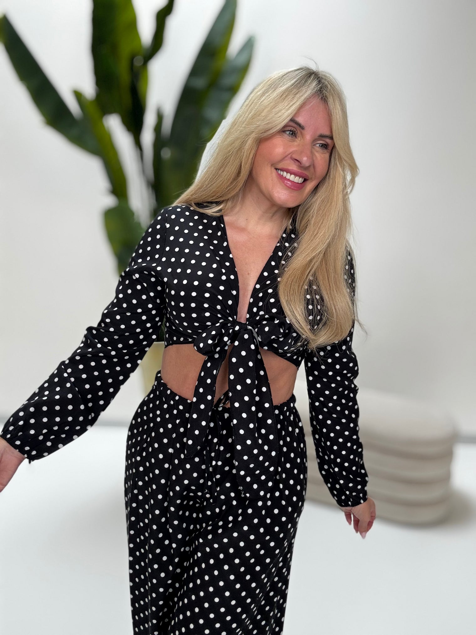 Bindebluse POLKA DOTS LOVE schwarz/weiß