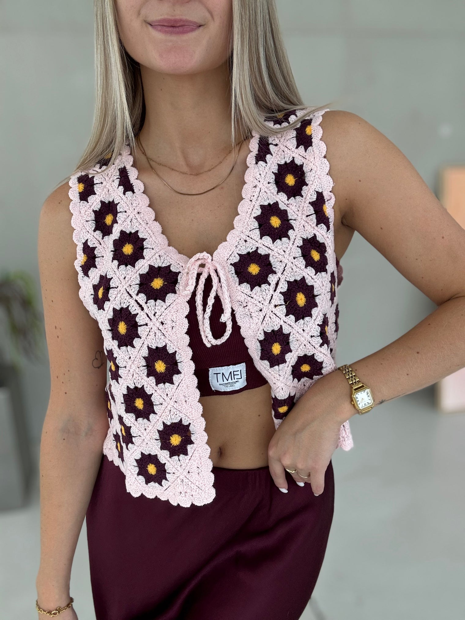 Häkelweste Crochet FLOWER rose