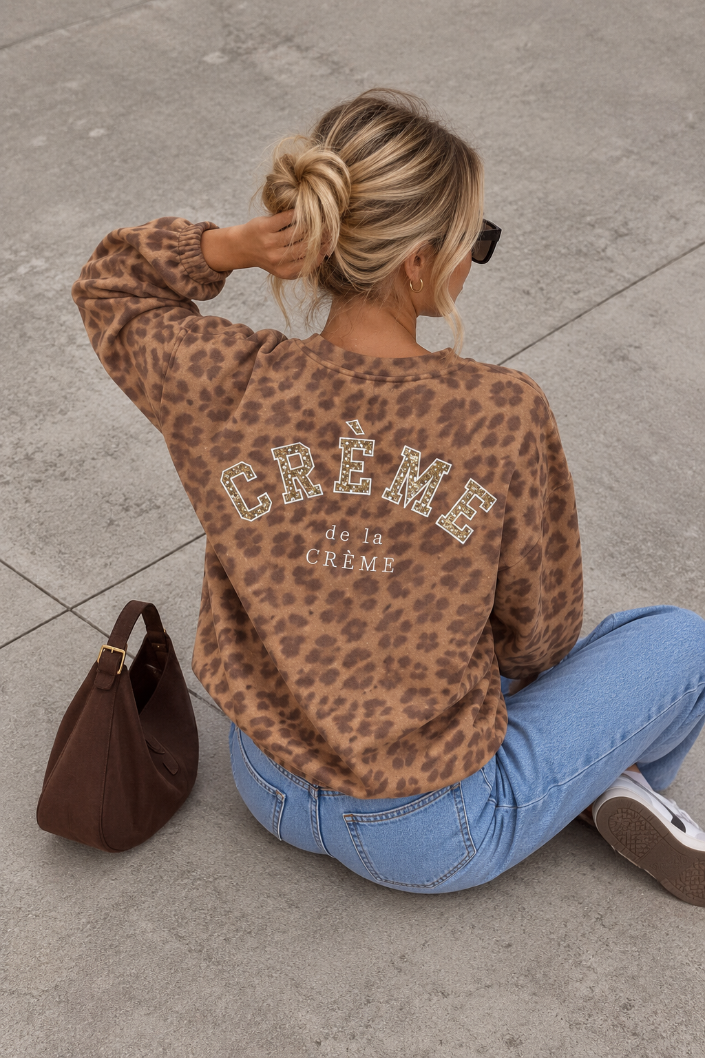 Sweater mit Rückenstickerei CREME DE LA CREME LEO Toffee