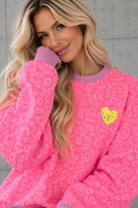 Sweater mit Rückenprint AMOR CLUB rosa leo