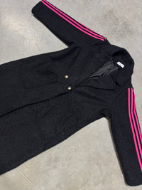 Mantel SPORTY COZYNESS schwarz/pink mit seitlichen Streifen