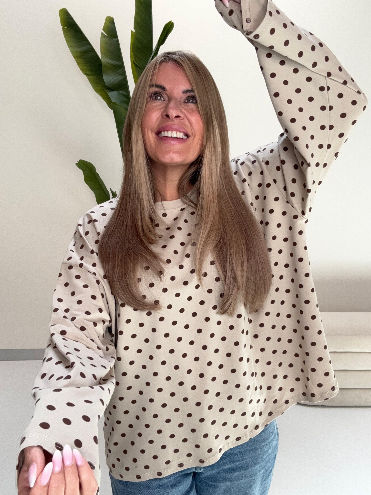 Longsleeve DOTS mit leicht ausgestelltem Ärmel beige