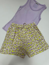 Musselin Shorts flieder LEO POWER lila/ hot gelb