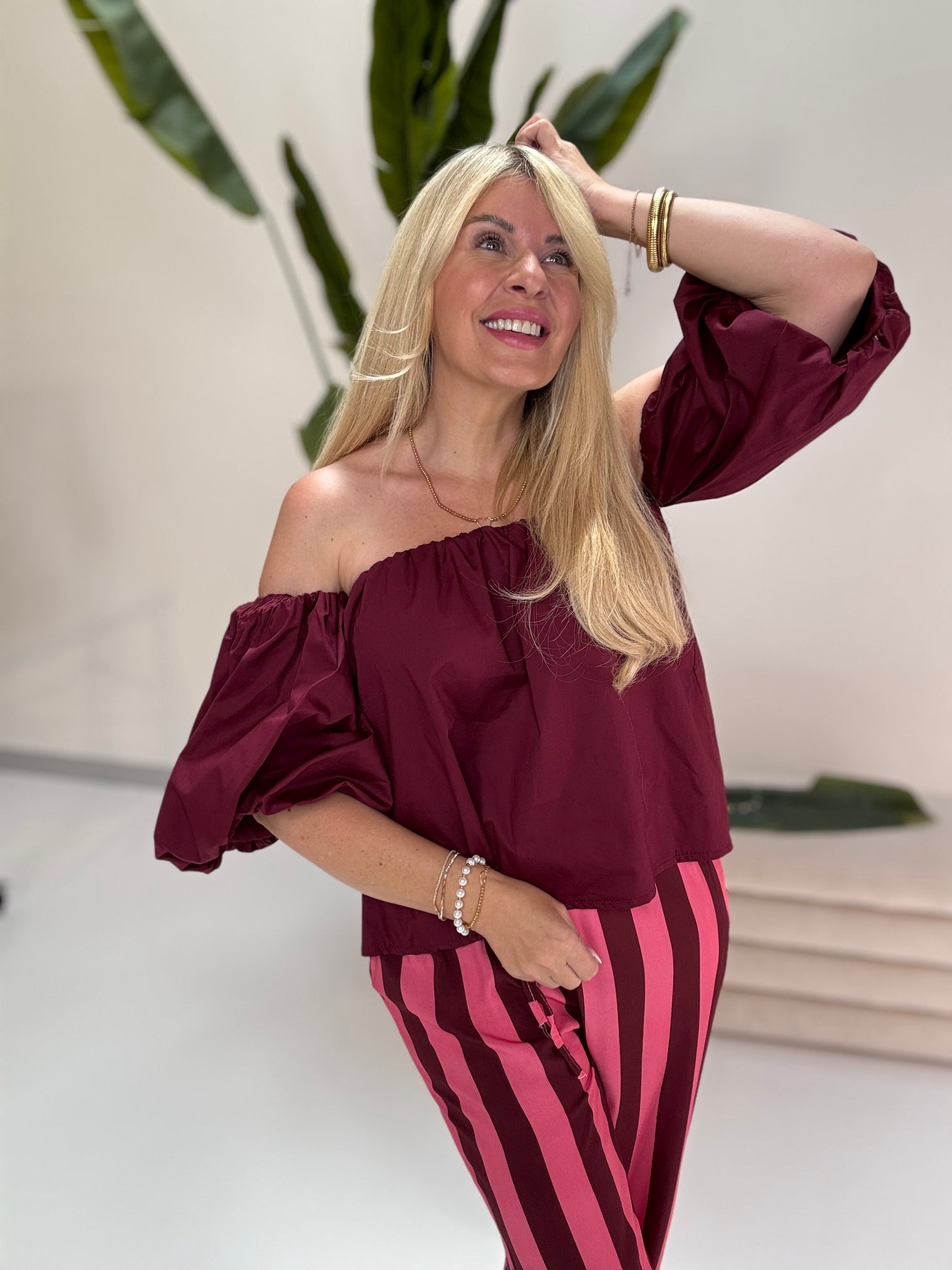 Carmen Bluse mit leichtem Puffärmel lovely dark red