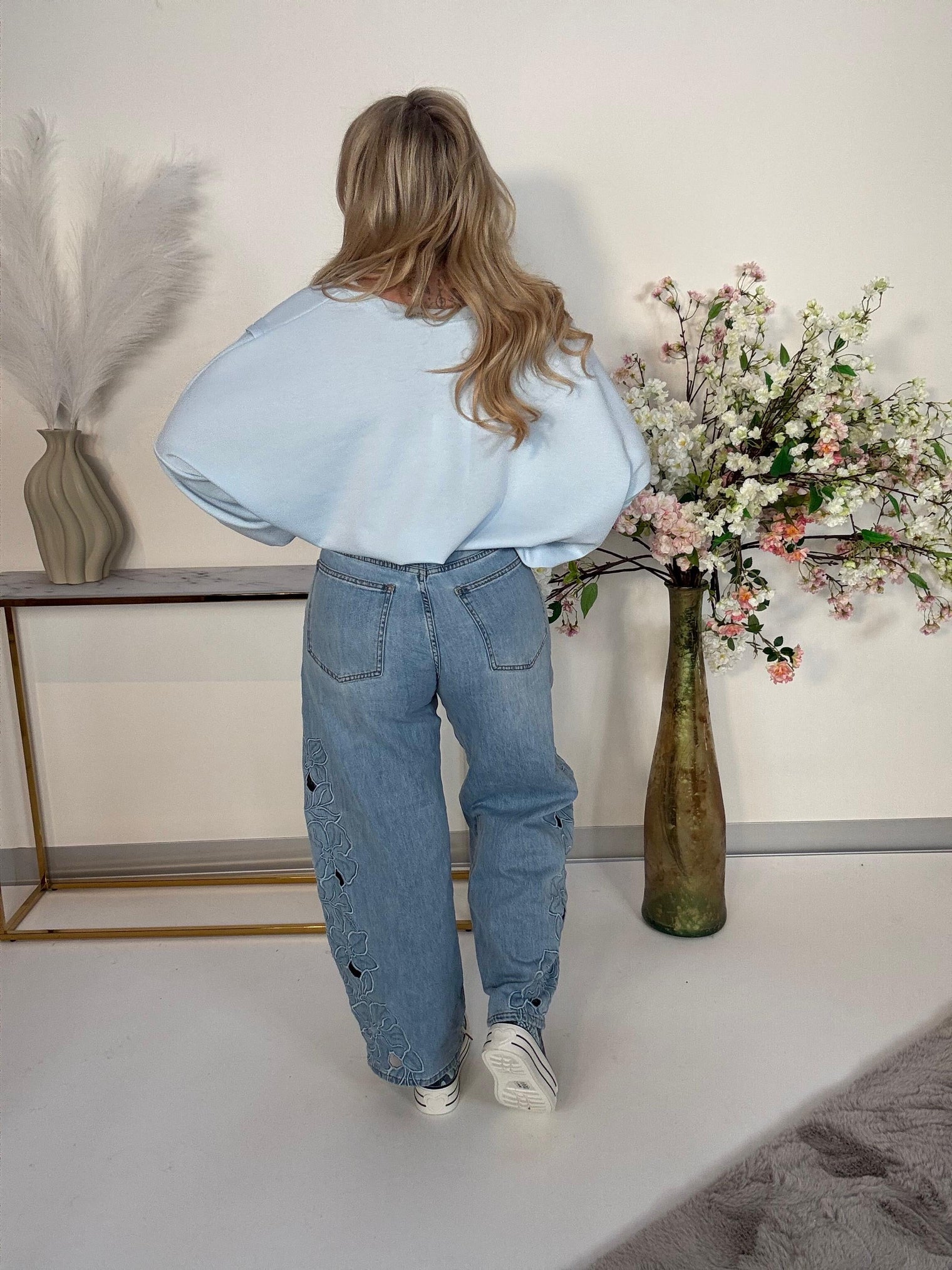 Stretch Jeans FLOWER CUT-OUTS