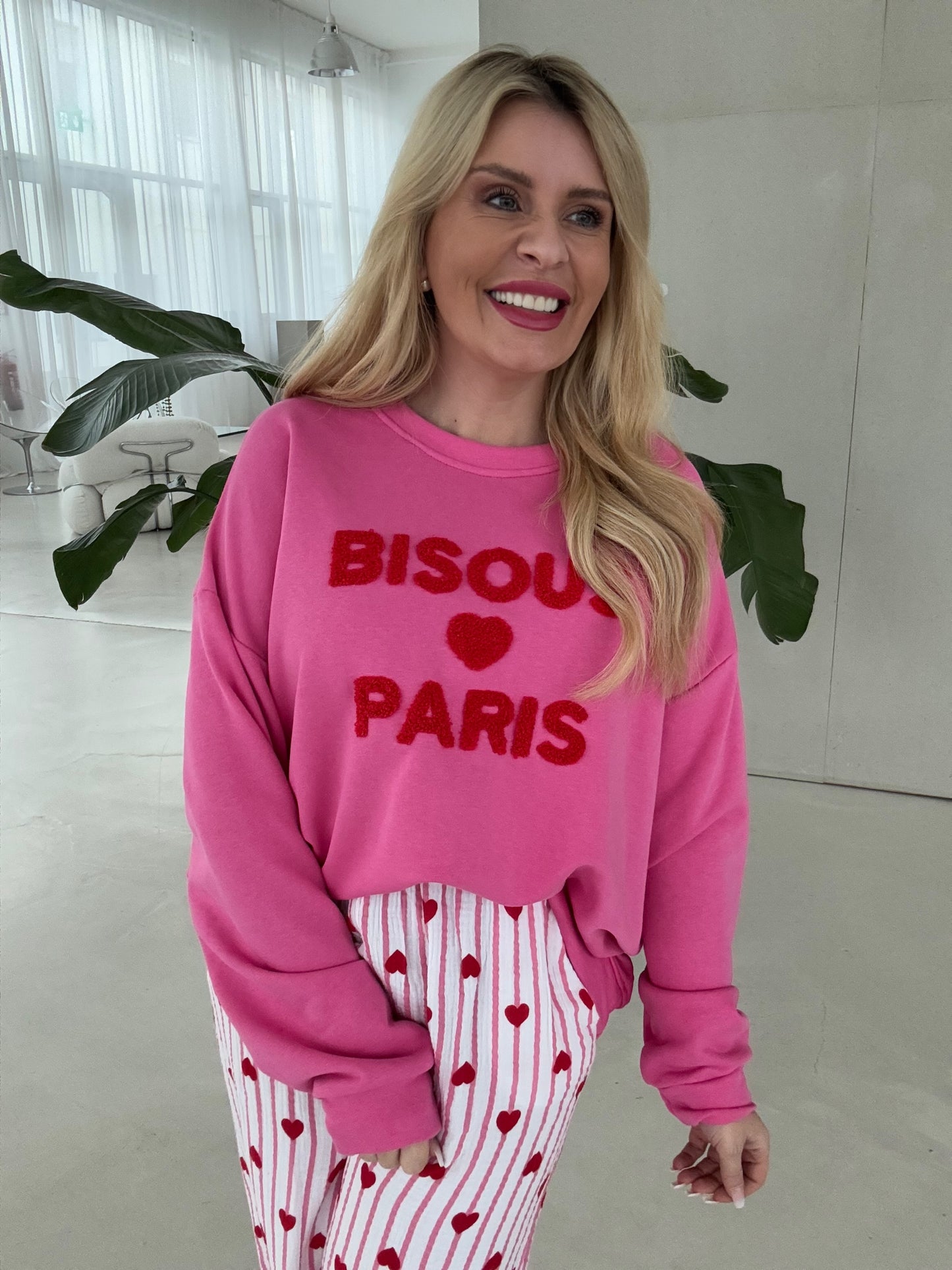 Sweater BISOUS PARIS pink