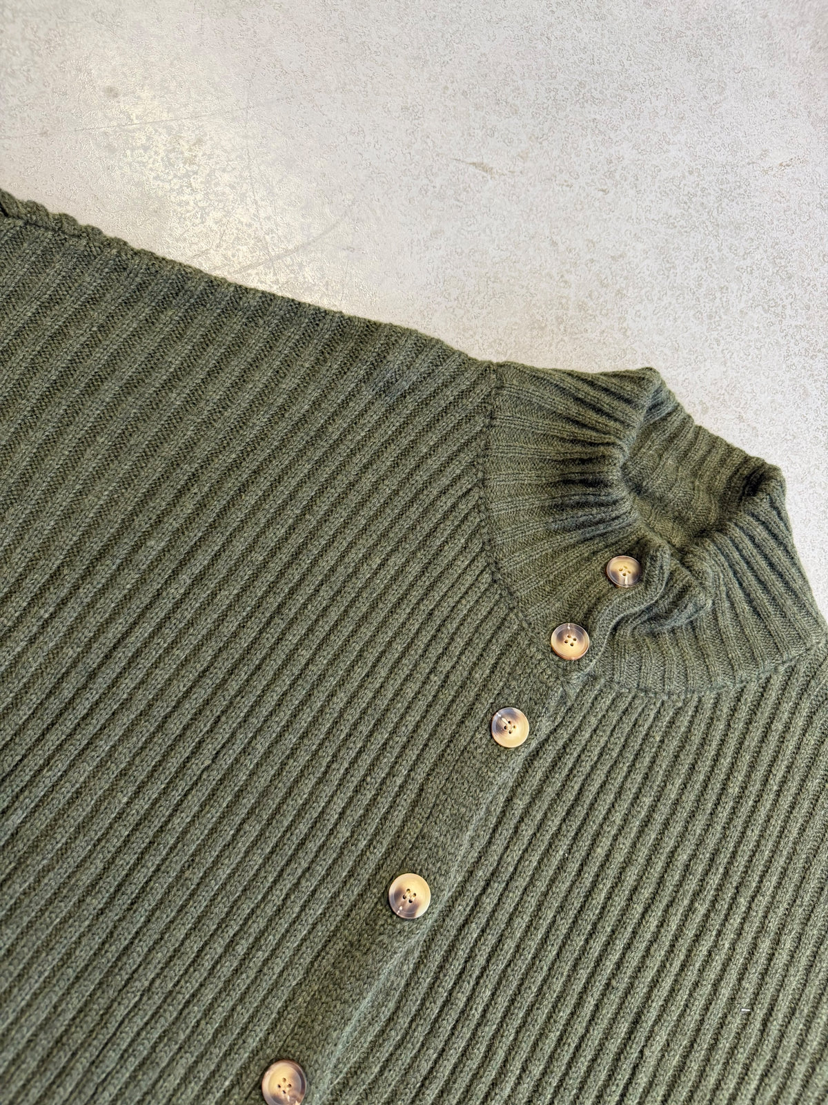 Strickjacke mit Knopfleiste khaki
