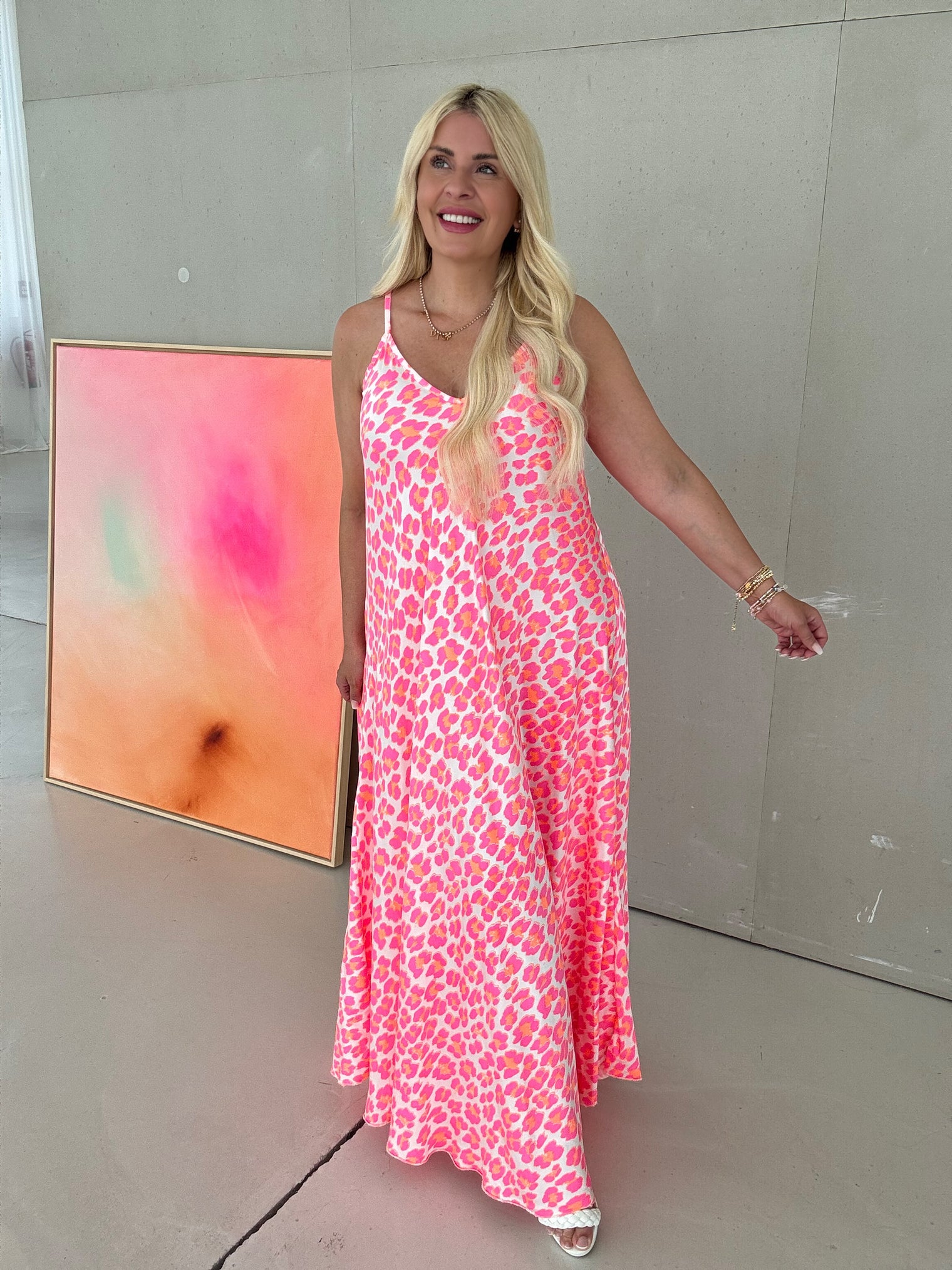 Spaghettiträger Kleid weiß LEO POWER hot pink/orange