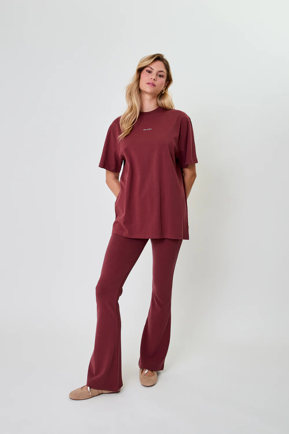 OH APRIL BF T-Shirt Cherrywood
