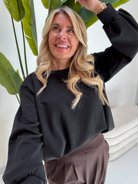 Butterstoff Pullover mit Gummizug unten schwarz