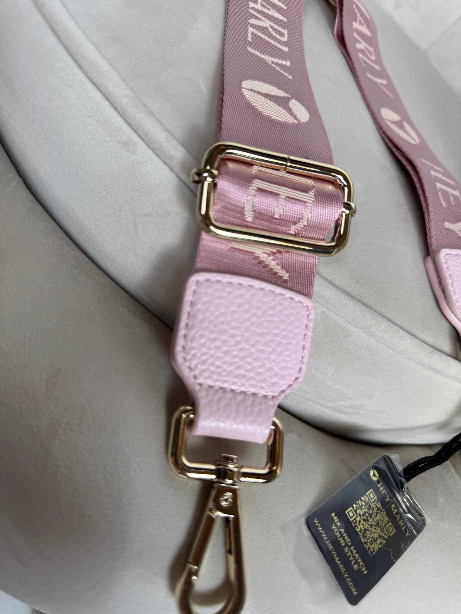 Hey Marly Signature Strap Rose light