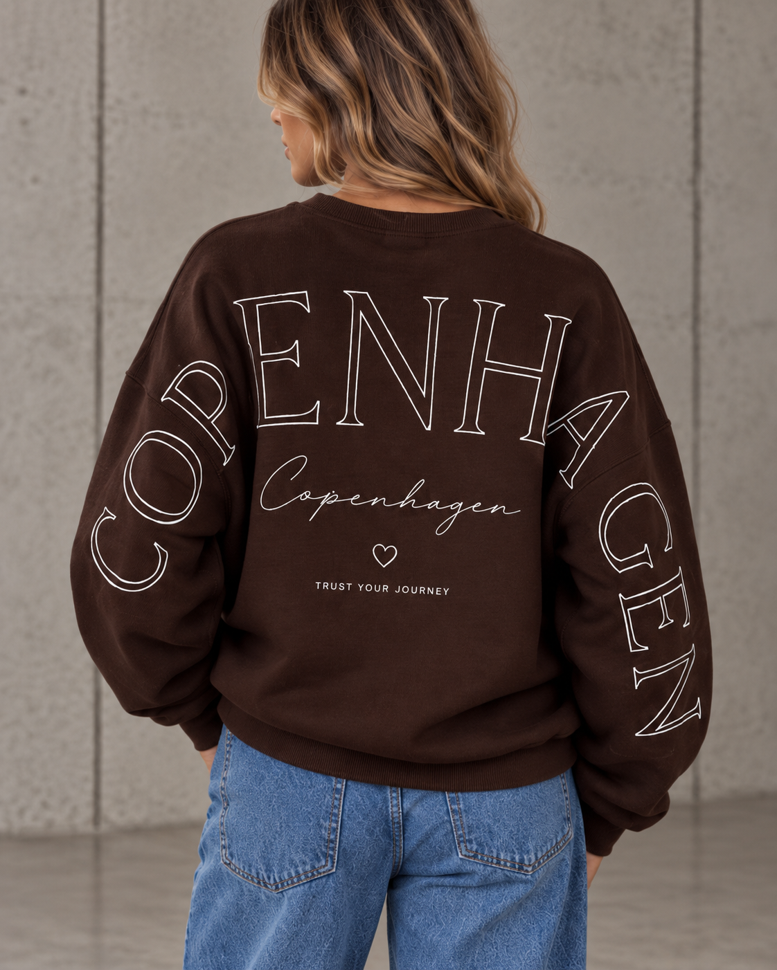 Sweater mit Rückenprint COPENHAGEN LEO Braun weiß