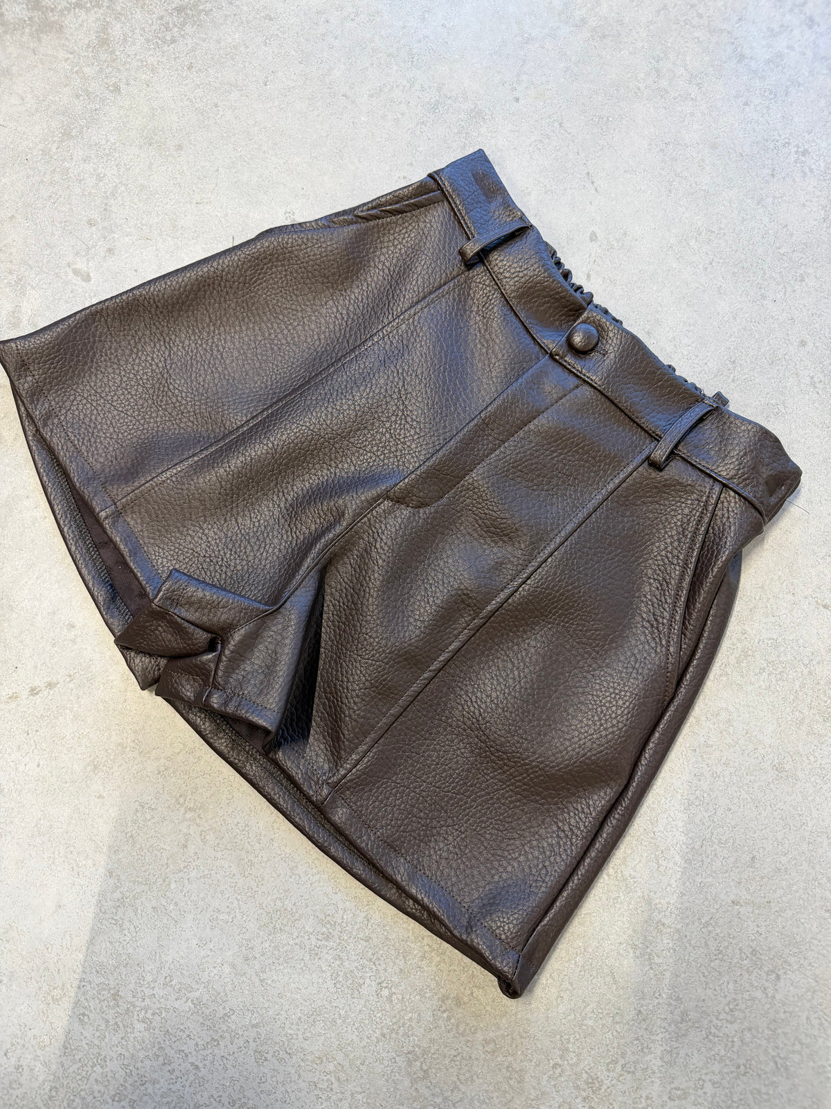 Shorts City Vibes braun