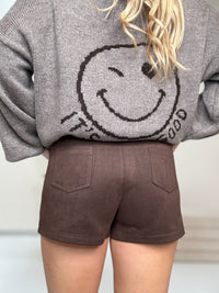 Velours Shorts mit elastischem Bund dark chocolate