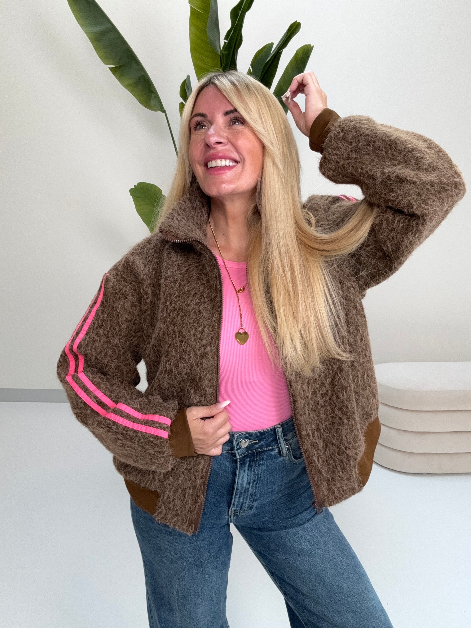 Jacke SPRORTY COZYNESS chocolate/pink mit seitlichen Streifen