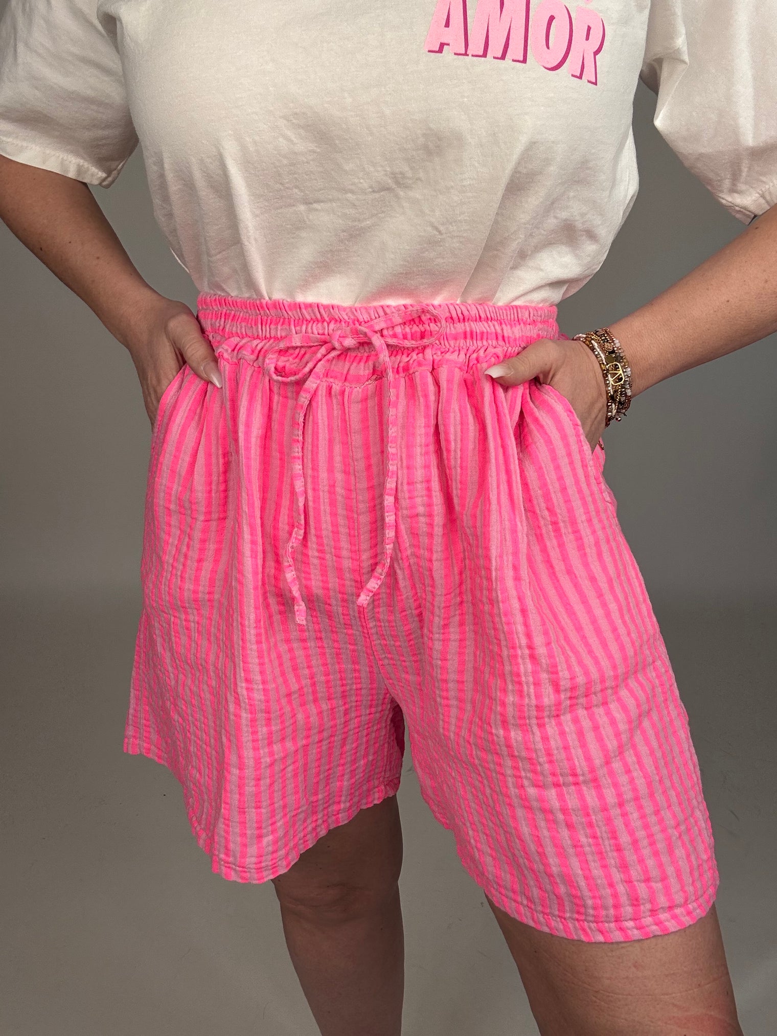 Stylische Musselin Short rosa ZARTE STREIFEN pink