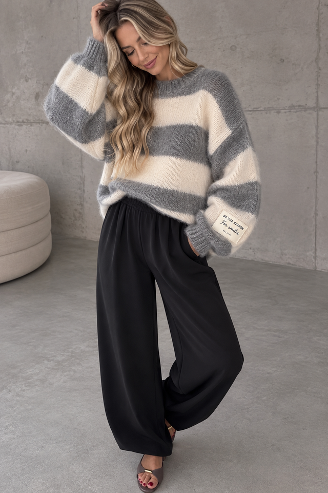 Strickpullover mit Patch grau/creme