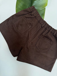 Velours Shorts mit elastischem Bund dark chocolate