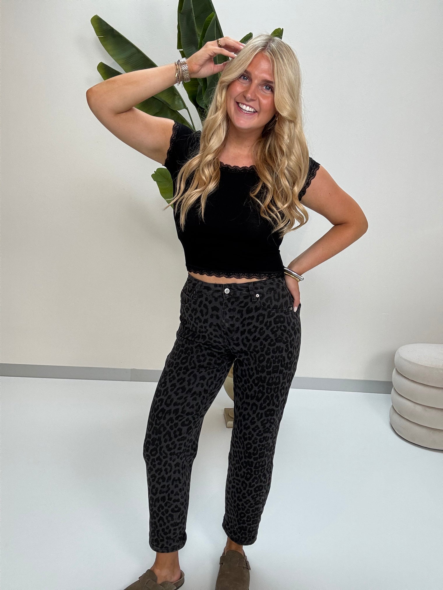 Stretch Mom Jeans dunkelgrau GREY LEO
