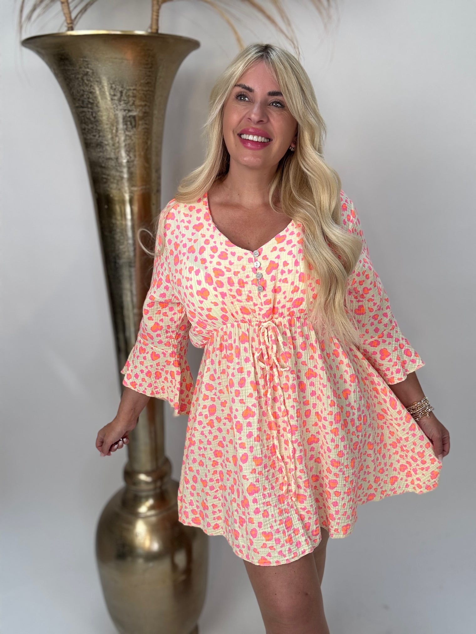 Musselin Kleid gelb MICRO LEO pink & orange