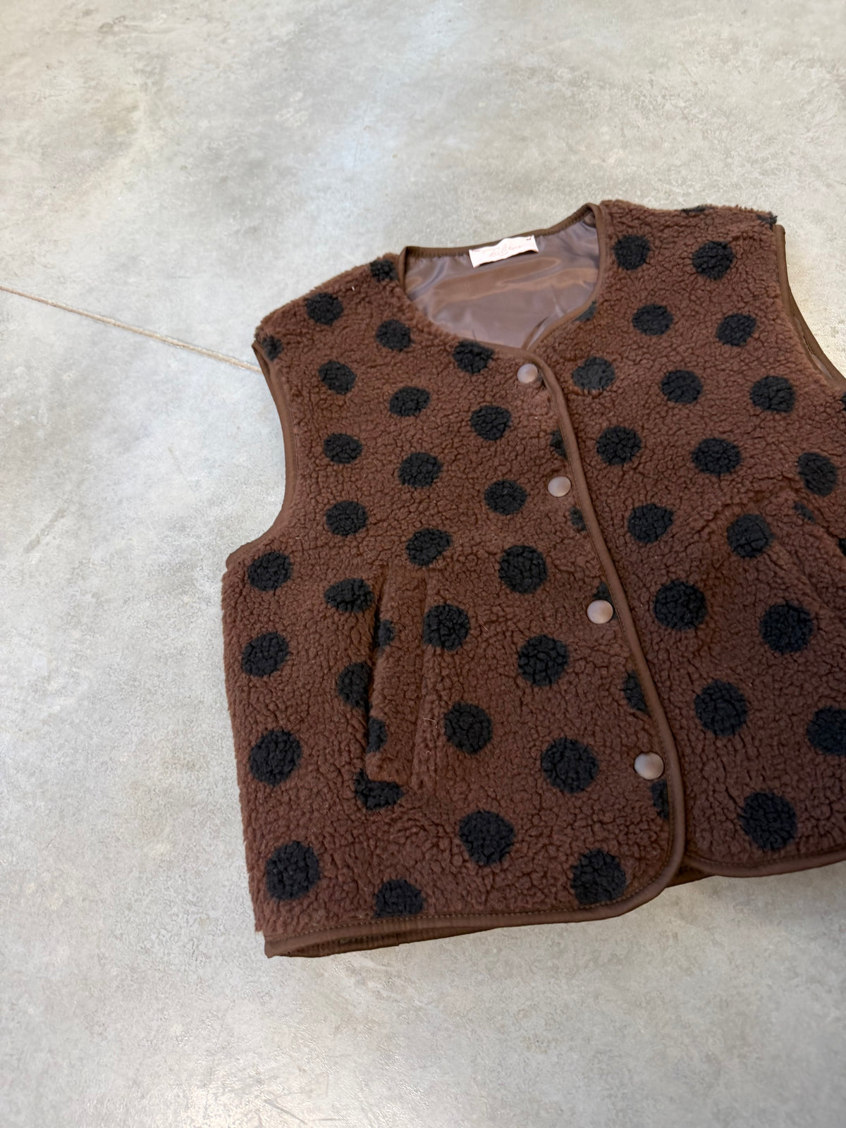 DOTS Weste Teddy chocolate/schwarz