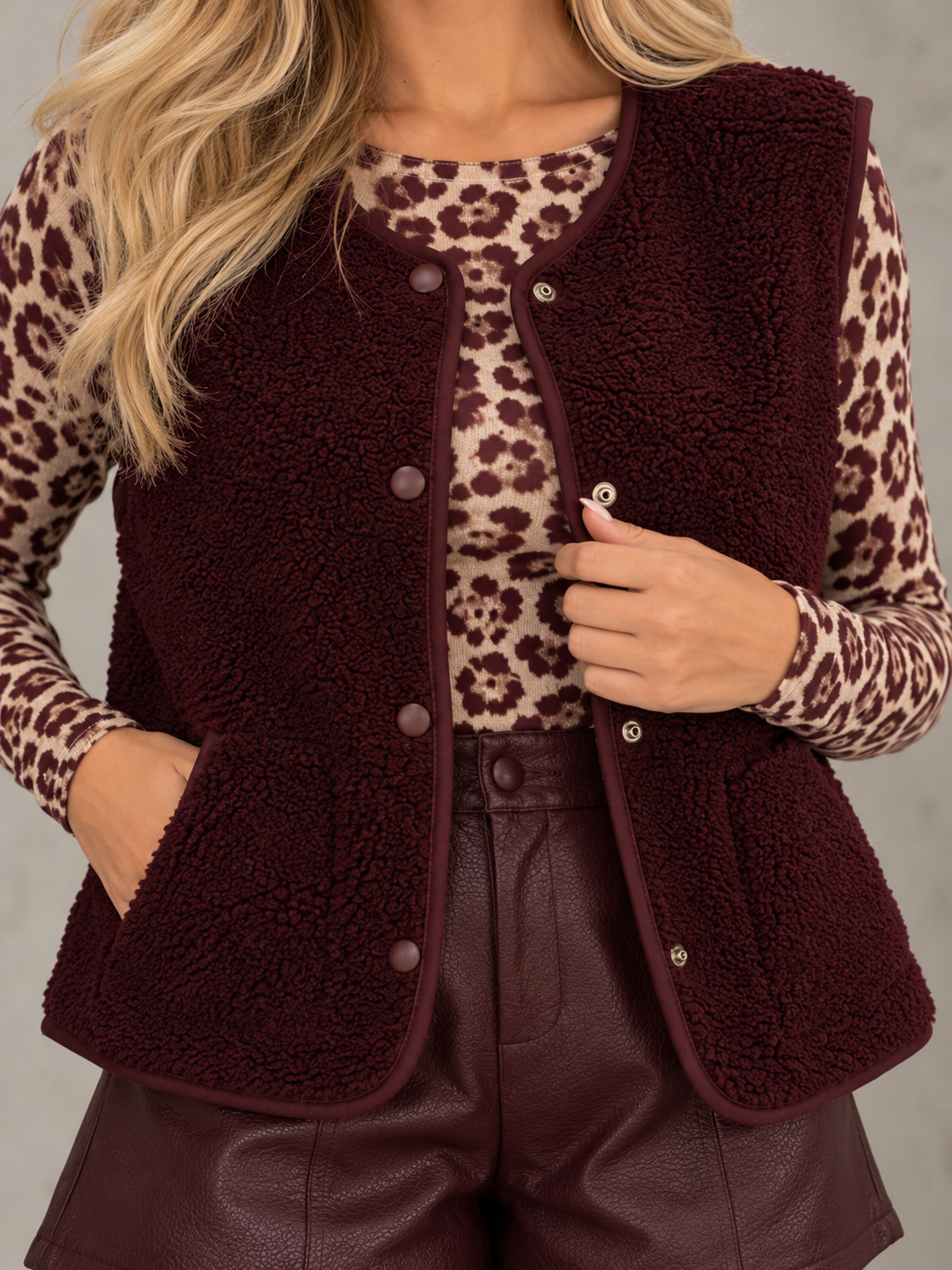 Signature Weste Teddy burgundy