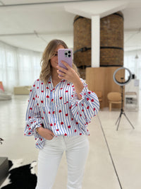 Musselin Bluse weiß HEART ATTACK hellblau