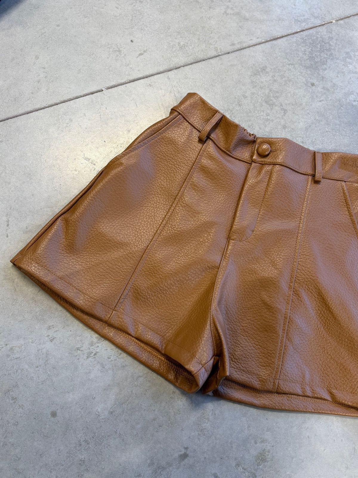 Shorts City Vibes cognac