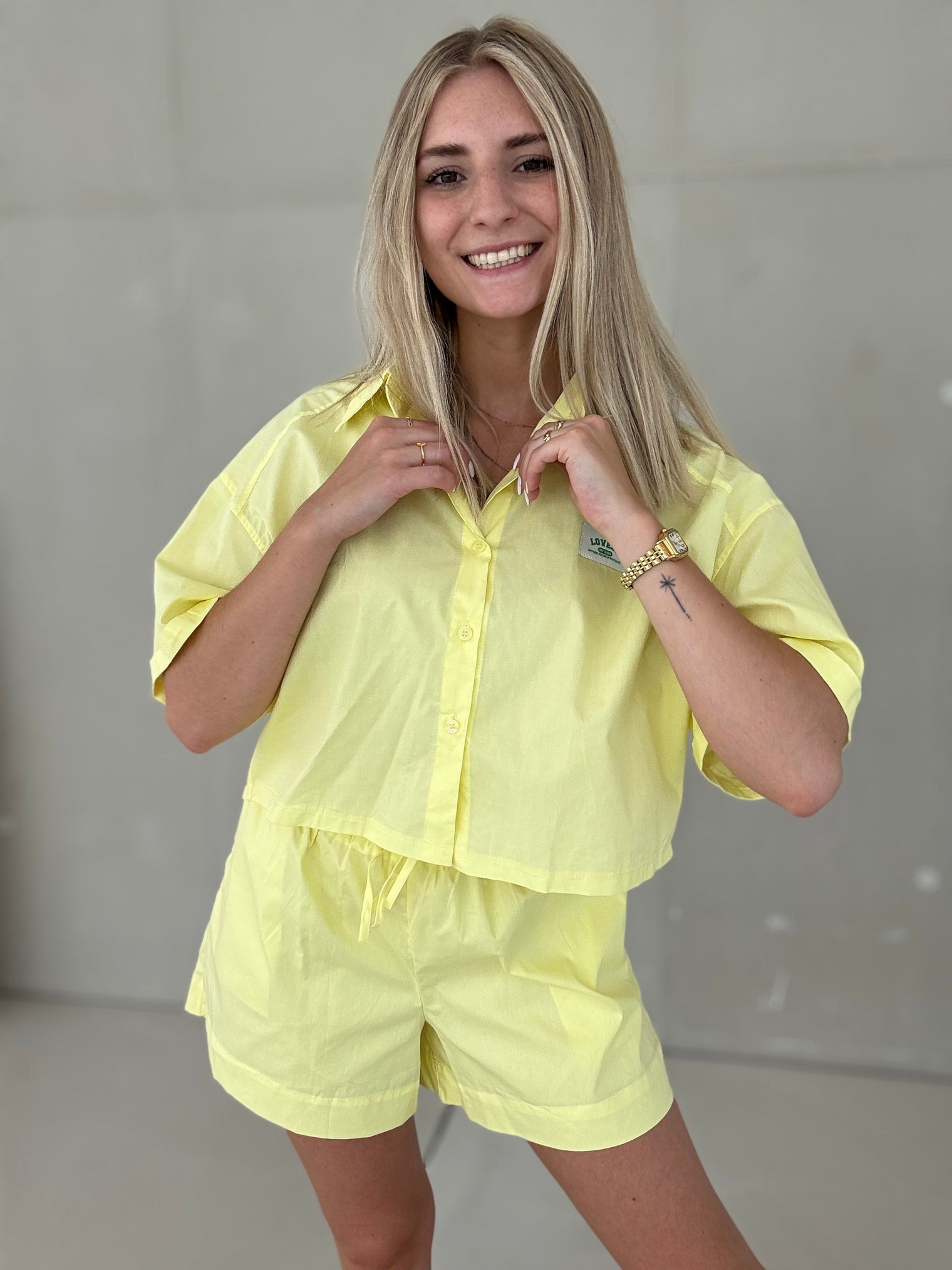 Bluse kurzarm soft yellow LOVELY