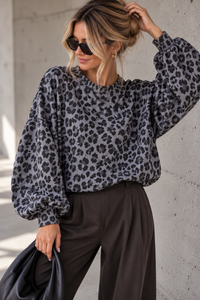 Butterstoff Pullover mit Gummizug unten grau/schwarz LEO