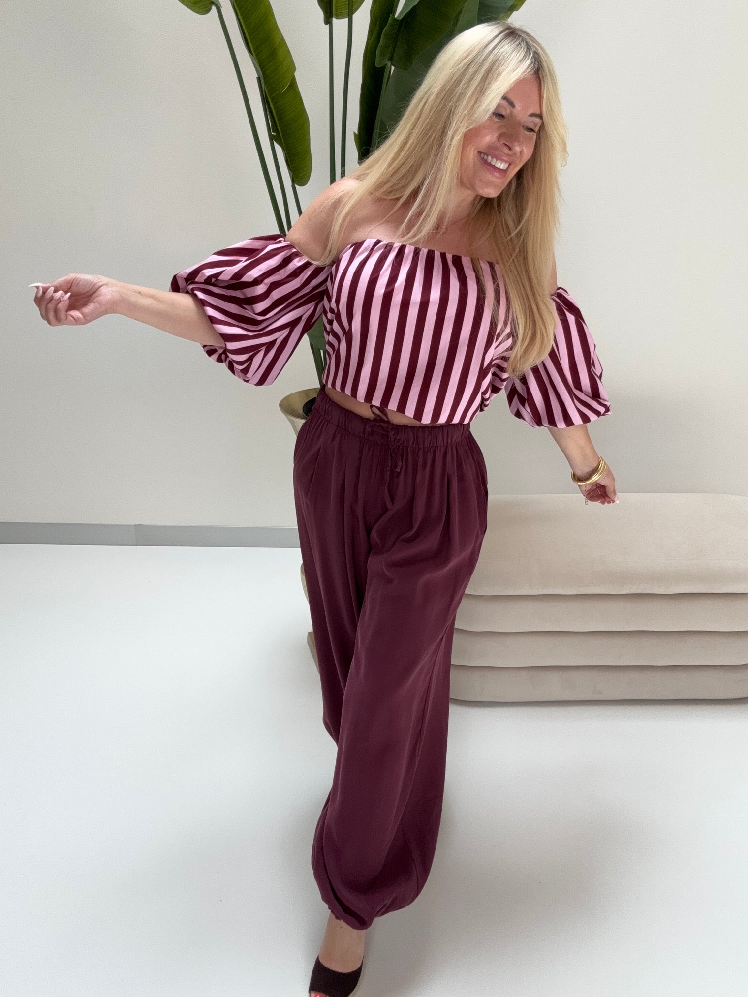 Ballon Hose mit Gummizug an den Bündchen burgundy