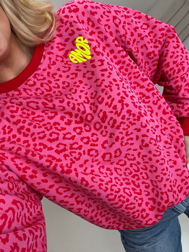 Sweater mit Rückenprint AMOR CLUB rot leo