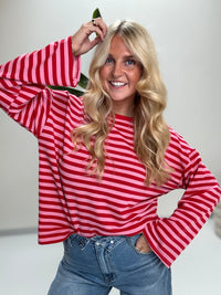 Longsleeve mit leicht ausgestelltem Ärmel STRIPES rot/pink