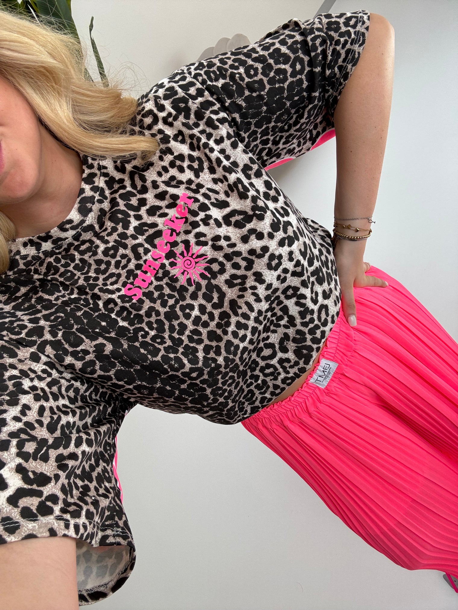 Statement Shirt leo SUNSEEKER mit Rückenprint pink