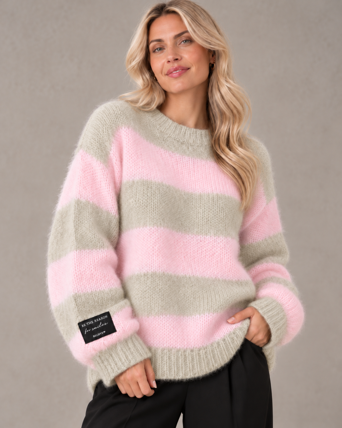 Strickpullover mit Patch beige/rosa
