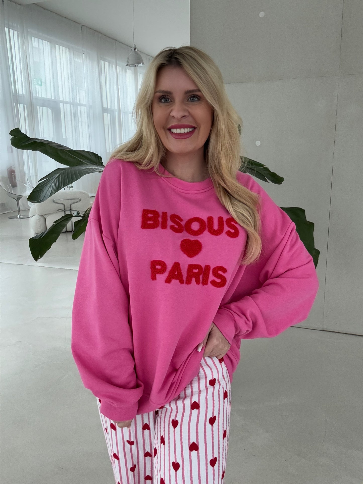 Sweater BISOUS PARIS pink