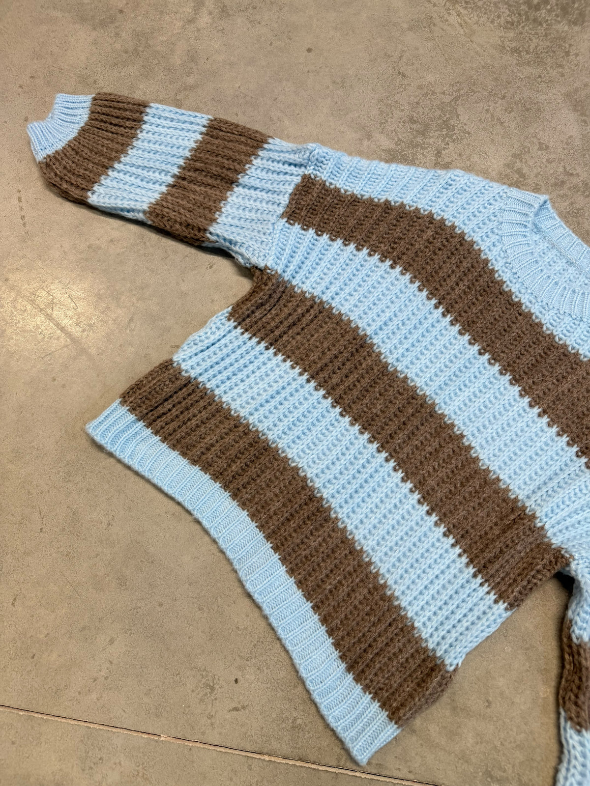 Strickpullover ONLY COZY VIBES taupe/hellblau