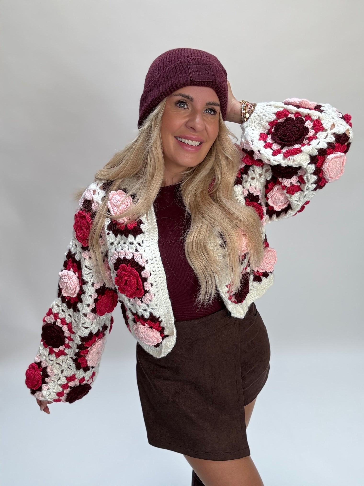 Strickjacke ROSES weiß/burgundy/rosa