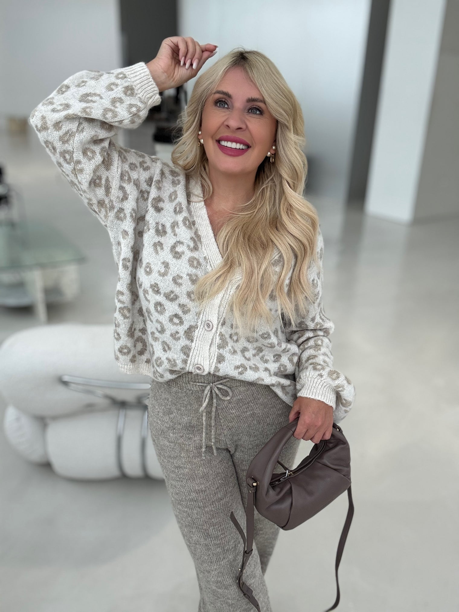 Strickjacke creme LEO KISS beige