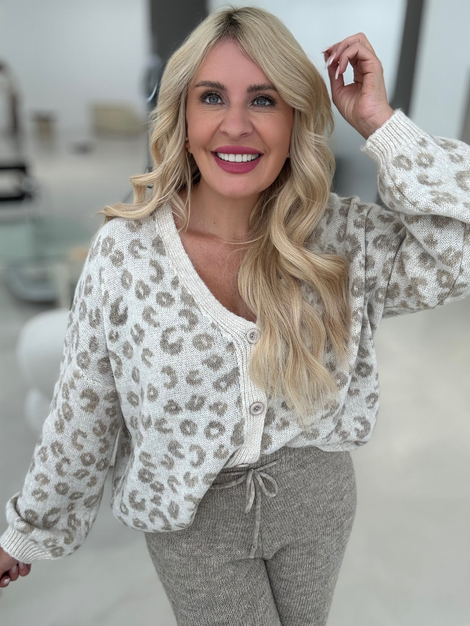 Strickjacke creme LEO KISS beige