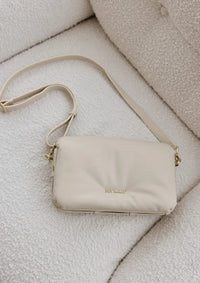 Hey Marly Sassy Sister Pillow Crema