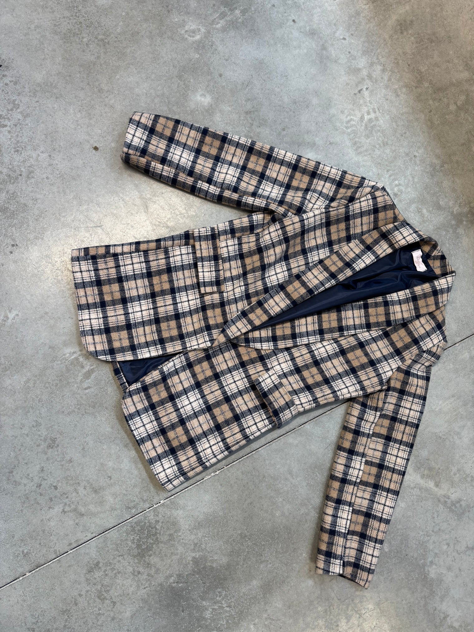 Karierter Long Blazer/ Kurz Mantel in Beige/Navy