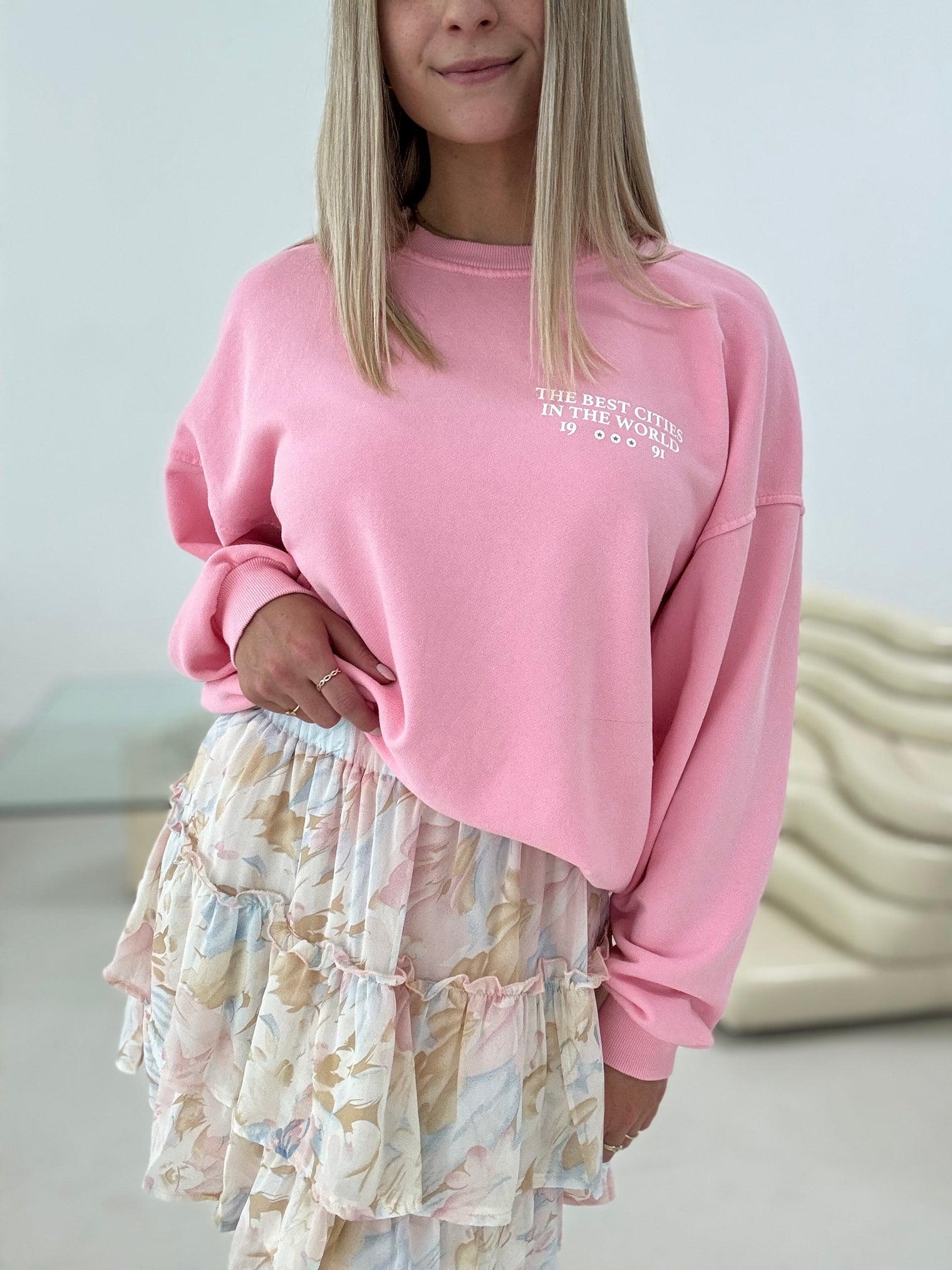 Sweater rosa THE BEST CITIES IN THE WORLD