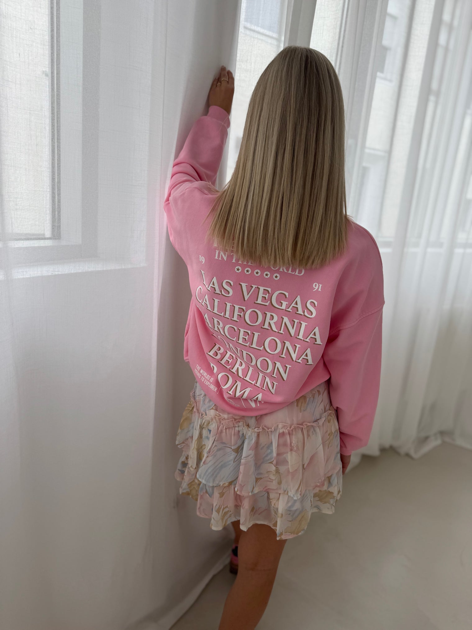 Sweater rosa THE BEST CITIES IN THE WORLD