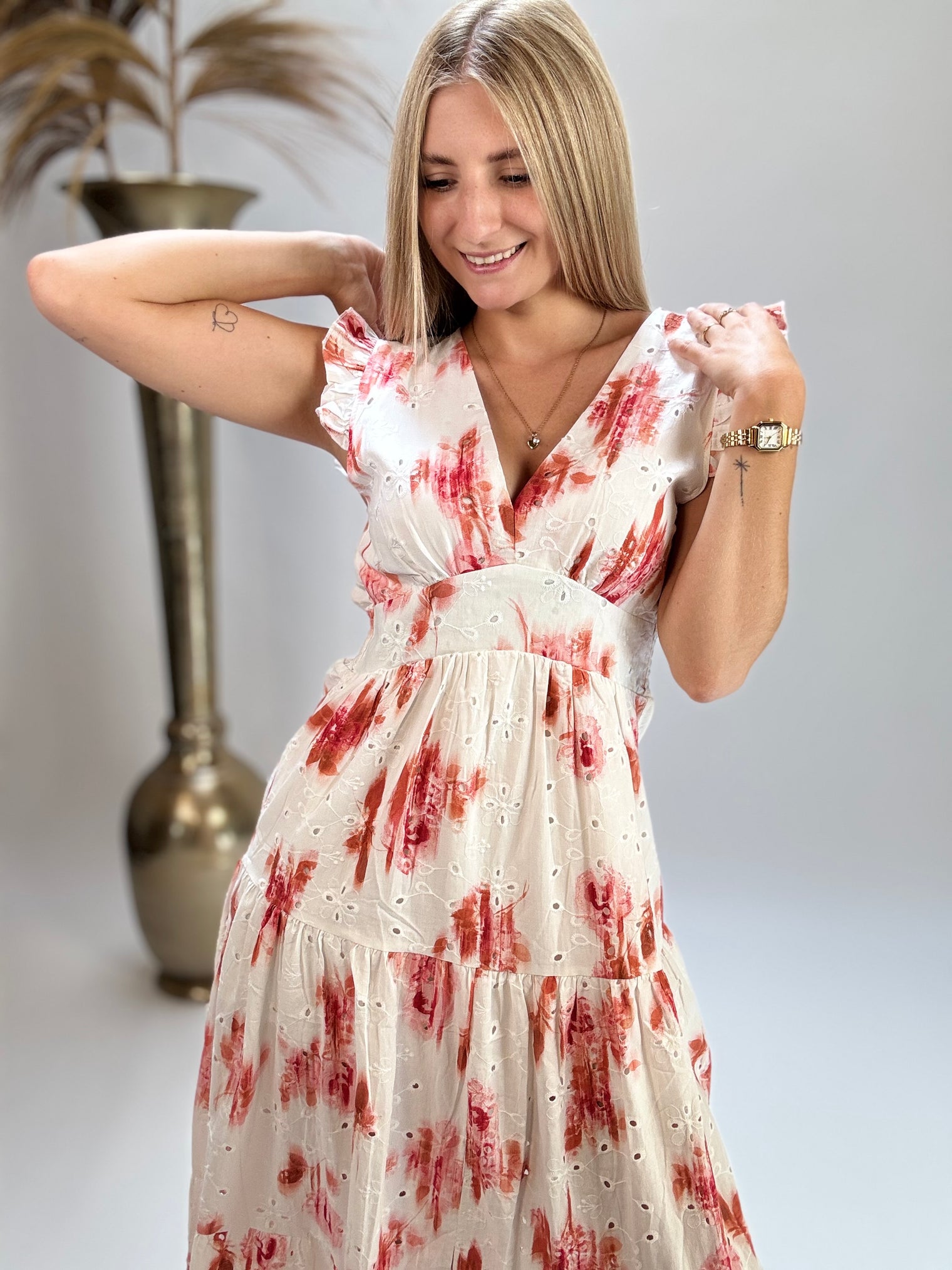 Kleid SUNLIT BLOSSOM mit Lochspitze