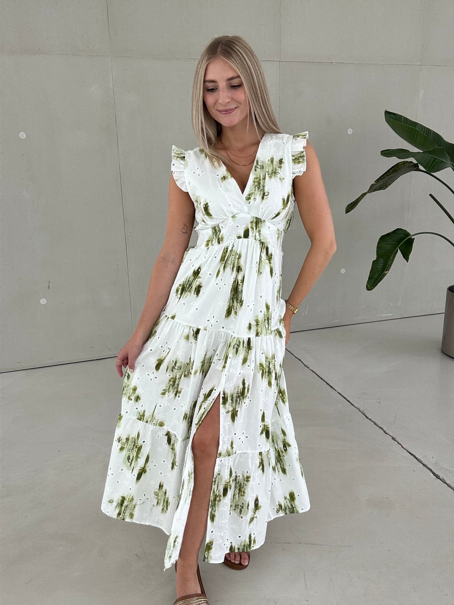 Kleid GREEN ROMANCE mit Lochspitze