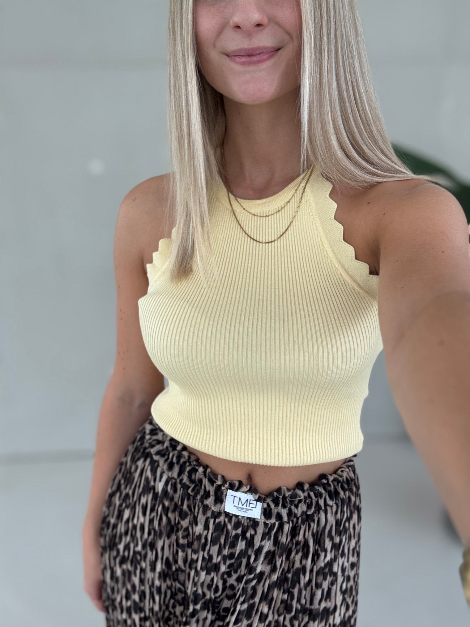 Basic Neckholder Stricktop YELLOW