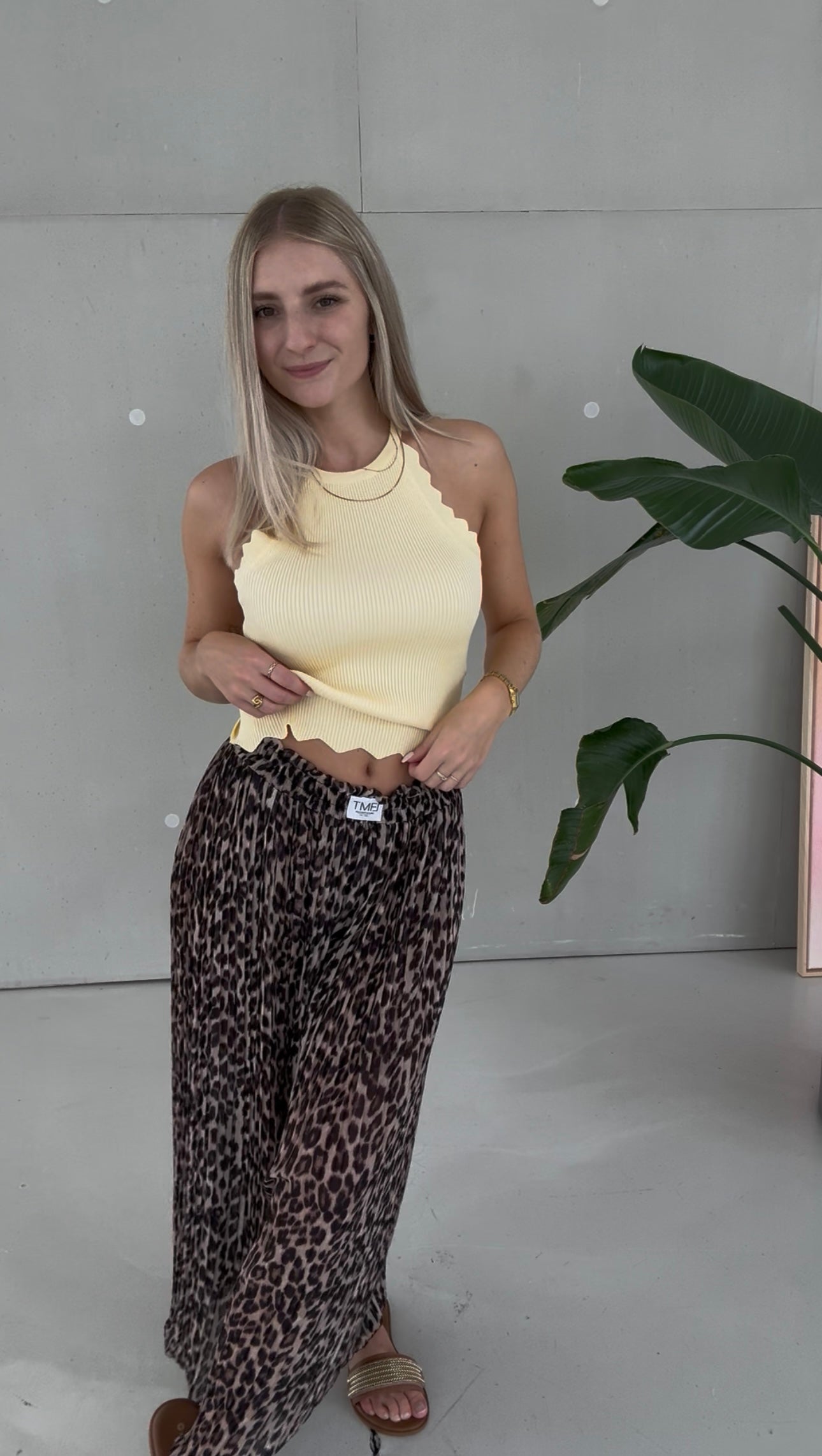 Signature Plisseehose mit Patch LEO