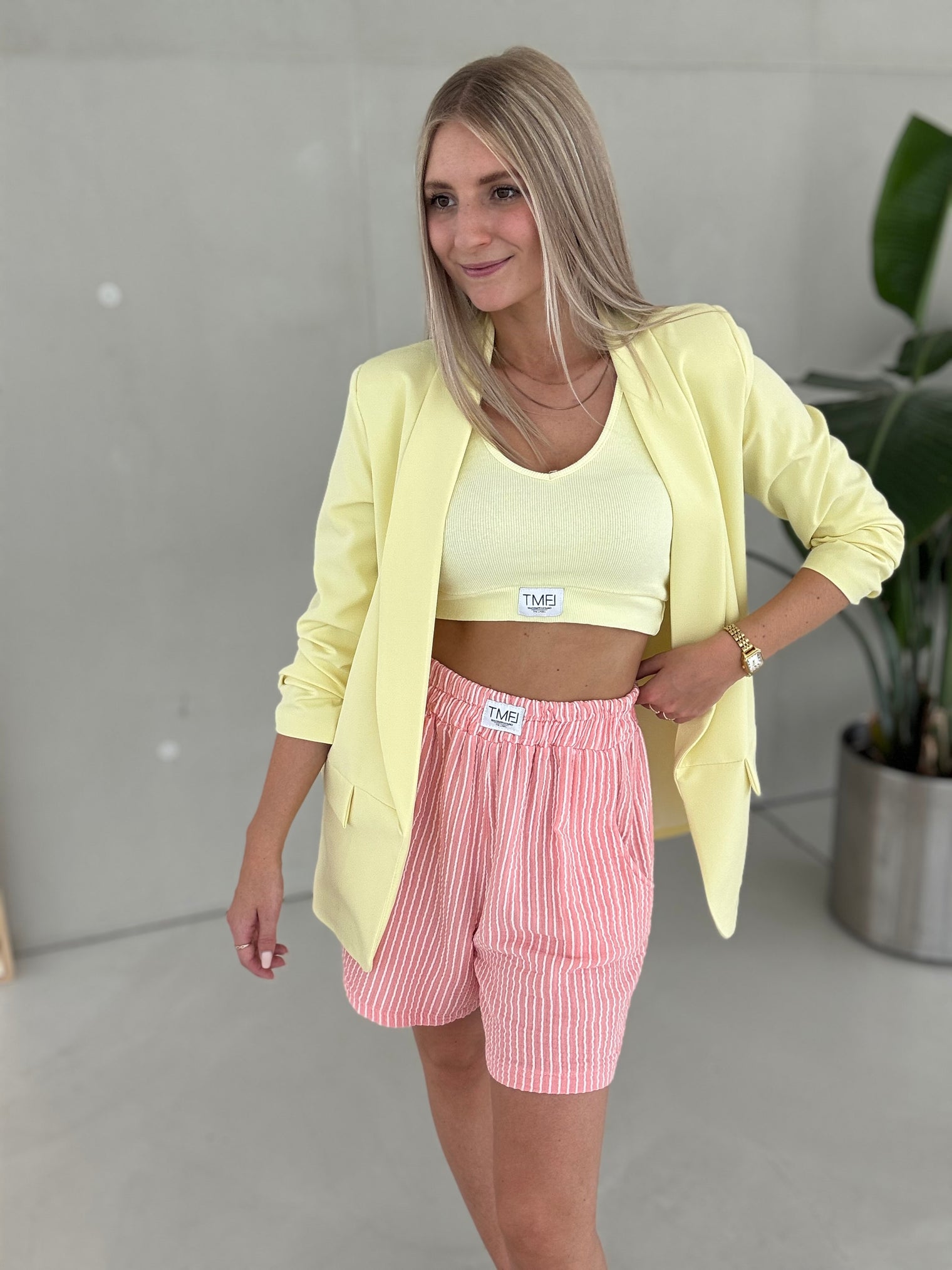 Blazer BASIC LOVE buttermilk yellow